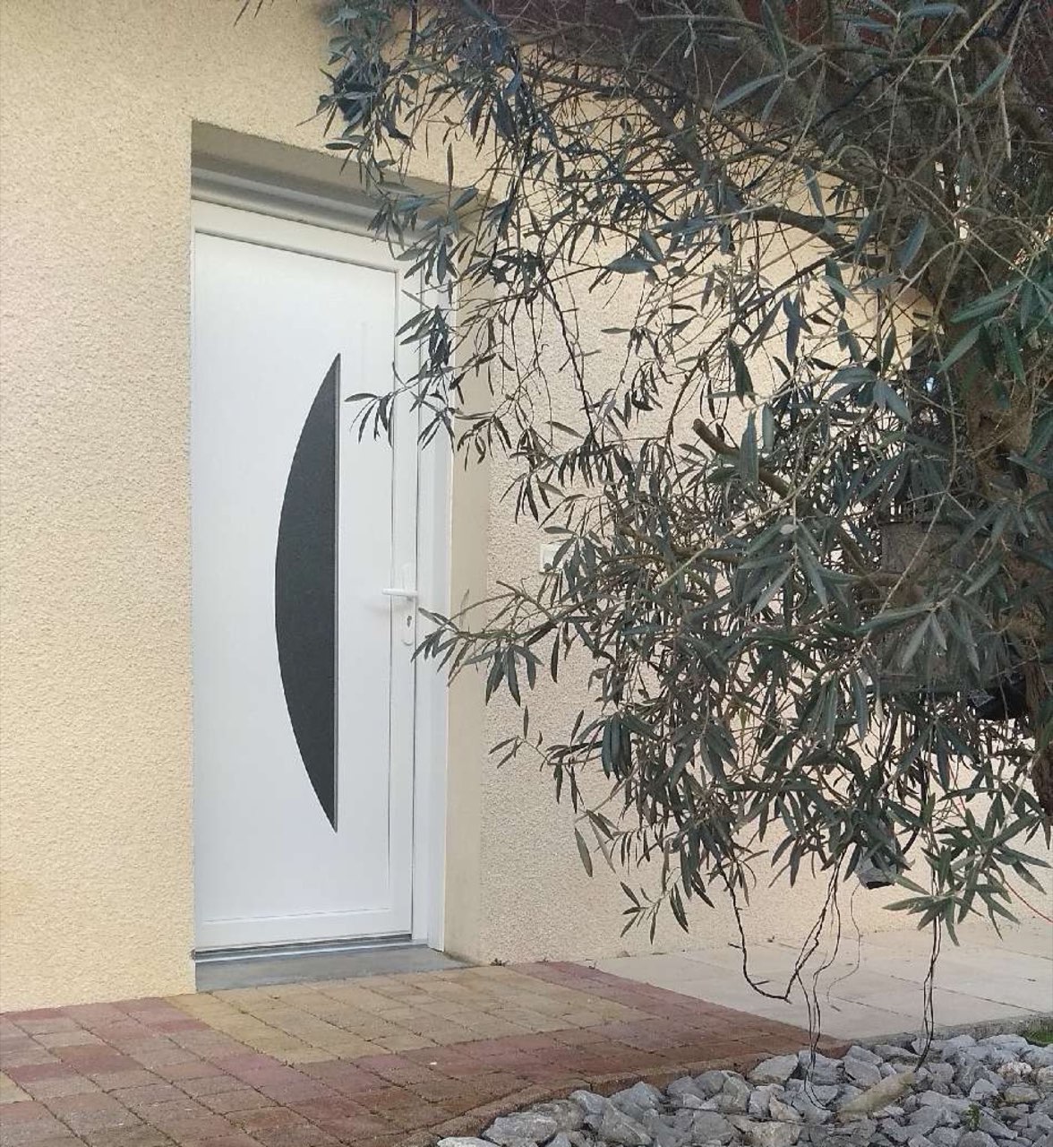 Porte d'entrée PVC blanche