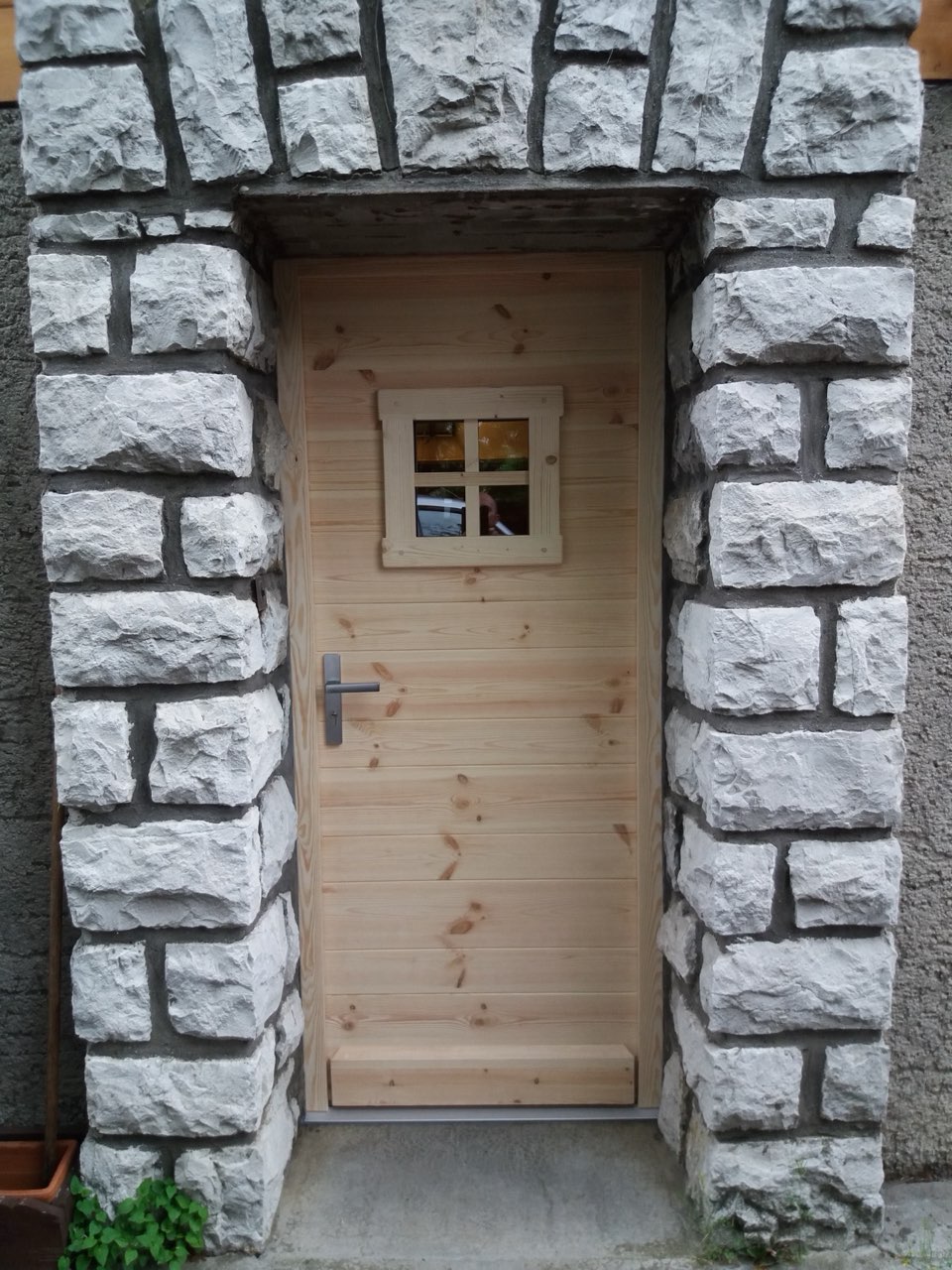 Porte d'entrée bois style chalet